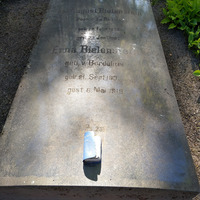Augusta Bīlenšteina kaps Dobeles kapos